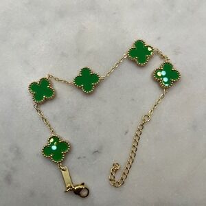 Green Clover Station Bracelet Gold Tone Flower Motif Adjustable New Jewelry